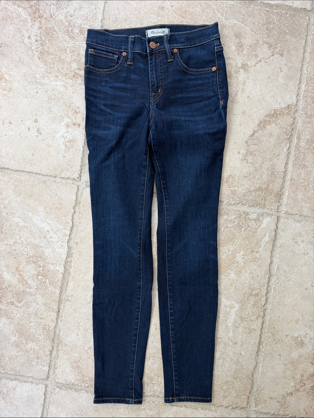 MADEWELL 9" high rise  skinny dark jeans Size 25. Start school with Madewell!